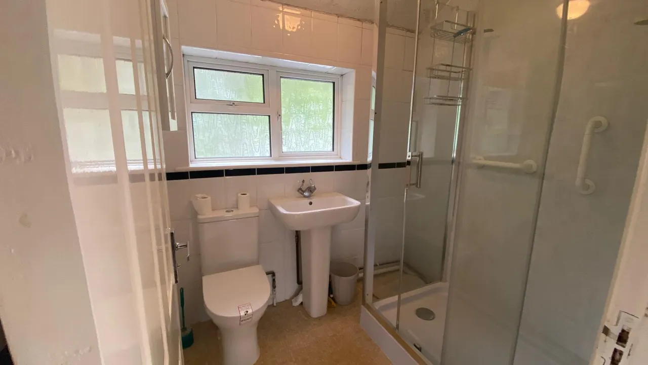 Powys Gardens, Dinas Powys, CF64, photo 12