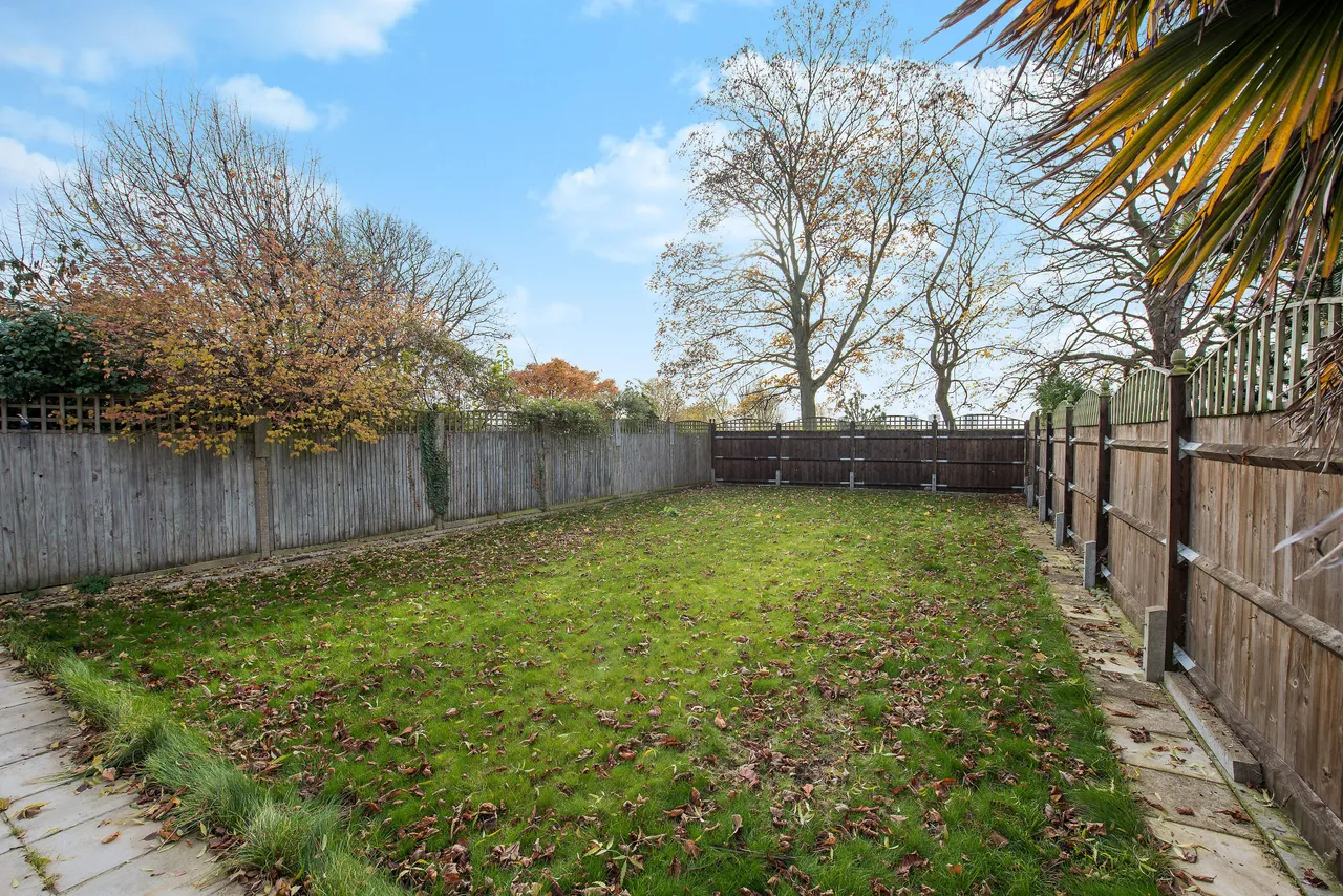 255 Popes Lane, London, photo 11
