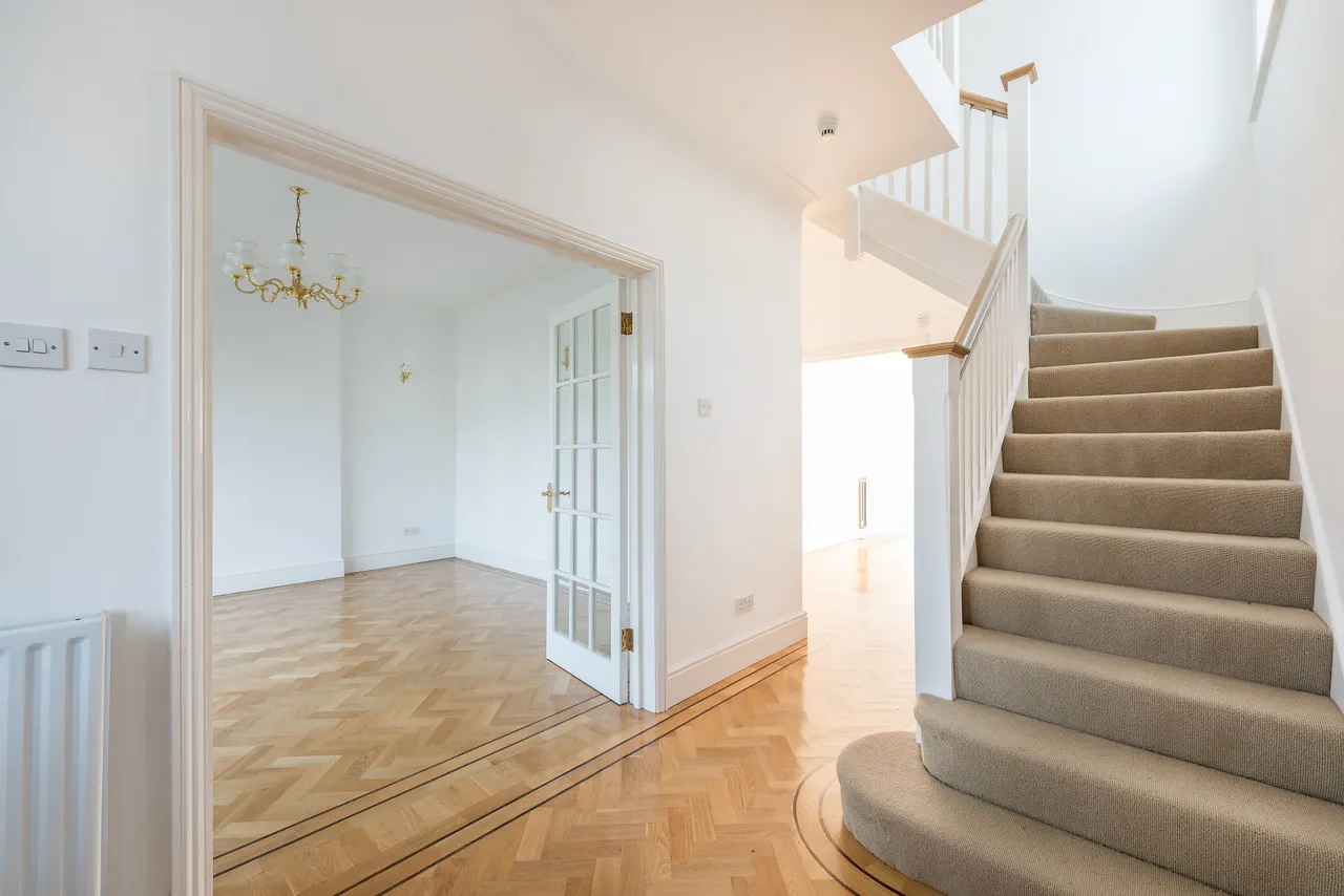 255 Popes Lane, London, photo 9