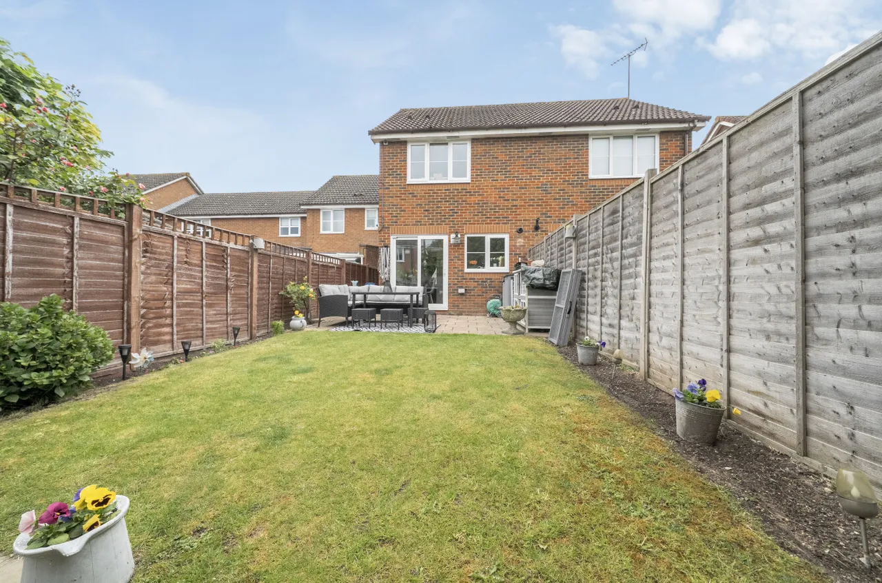 Culvercroft, Binfield, RG42, photo 11