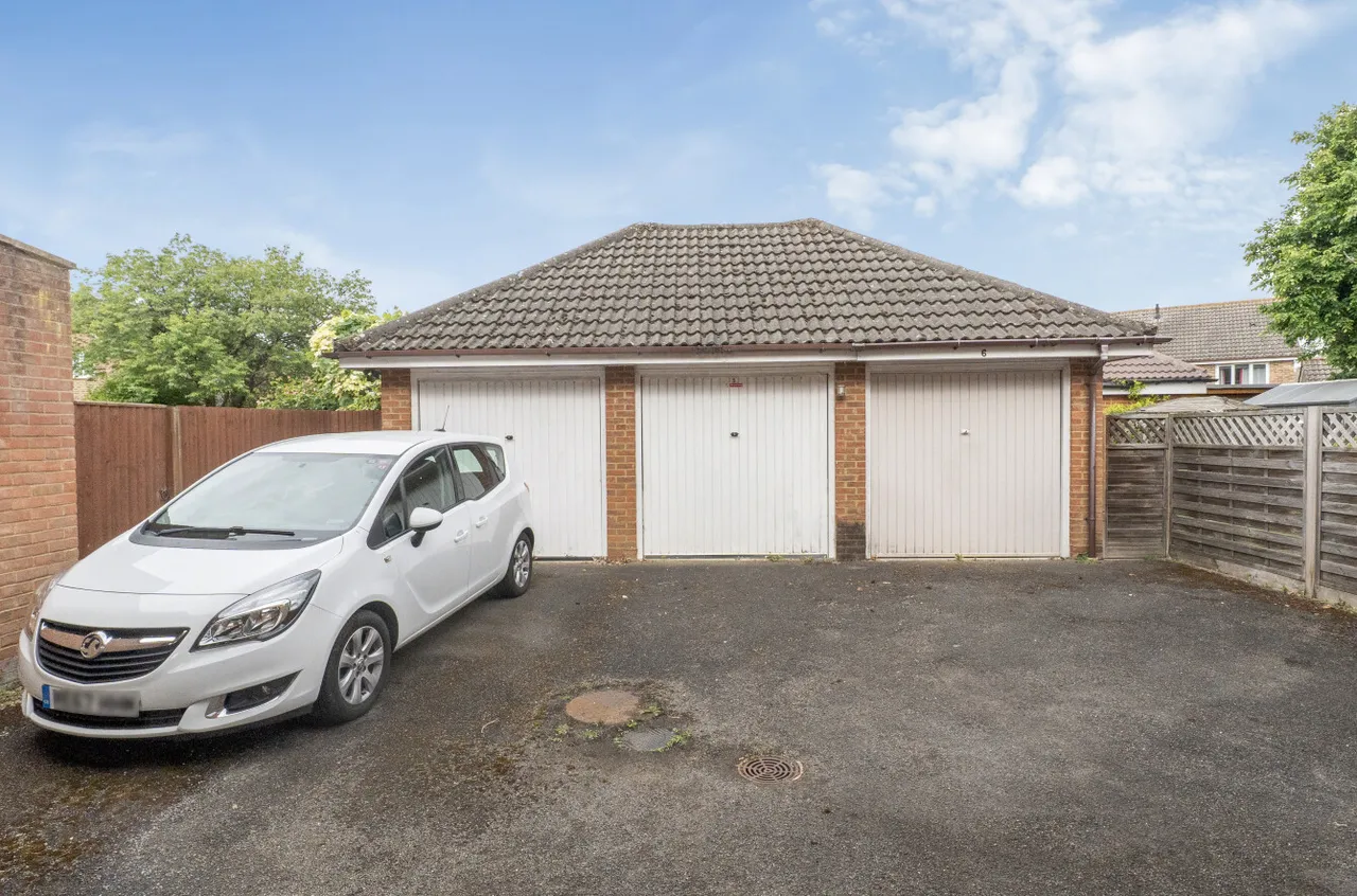 Culvercroft, Binfield, RG42, photo 16