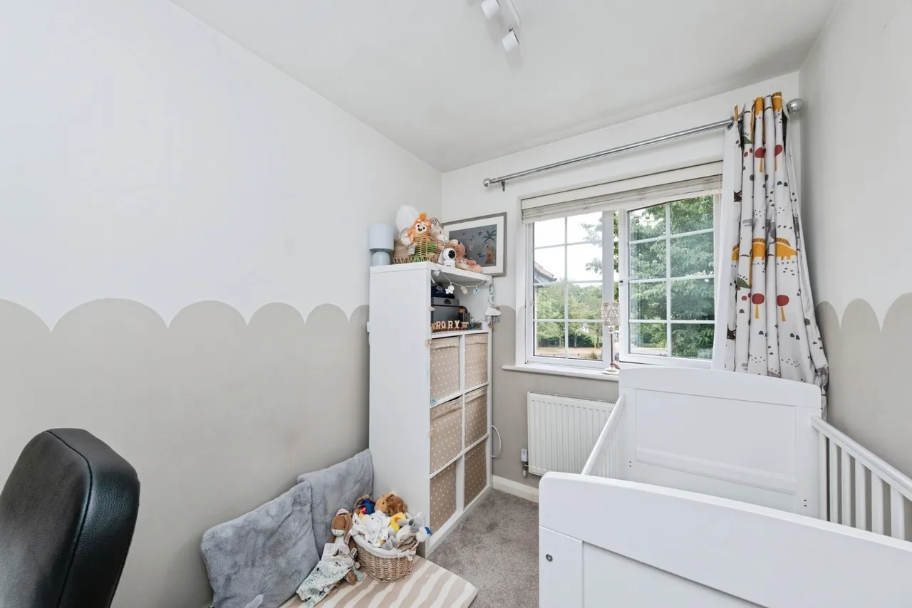 Lullingstone Drive, Bancroft Park, Milton Keynes, Buckinghamshire, MK13, photo 9