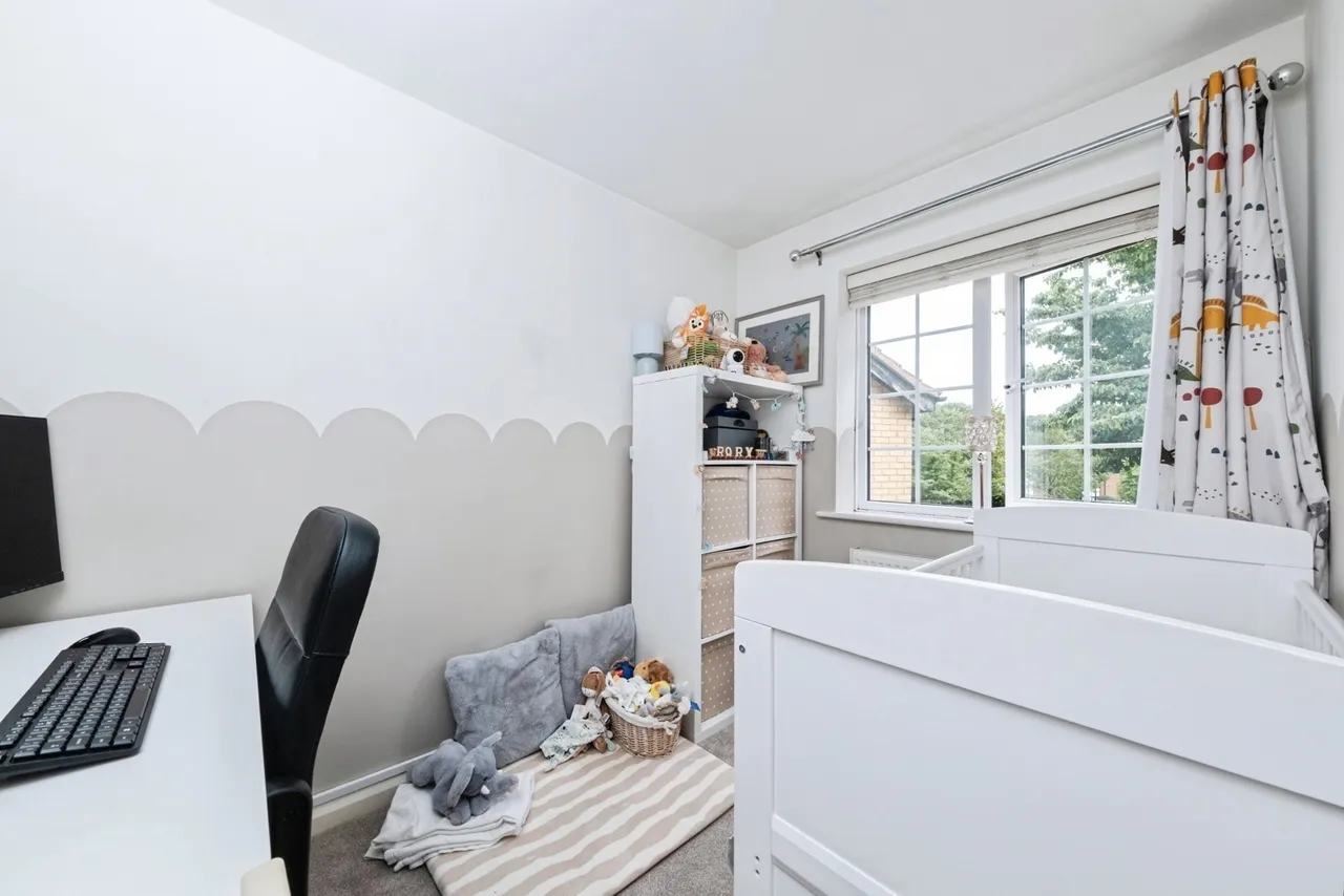 Lullingstone Drive, Bancroft Park, Milton Keynes, Buckinghamshire, MK13, photo 8