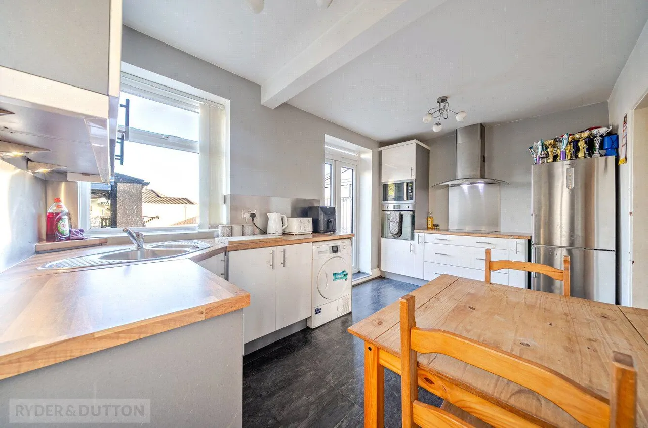 Gleanings Avenue, Halifax, HX2, photo 5