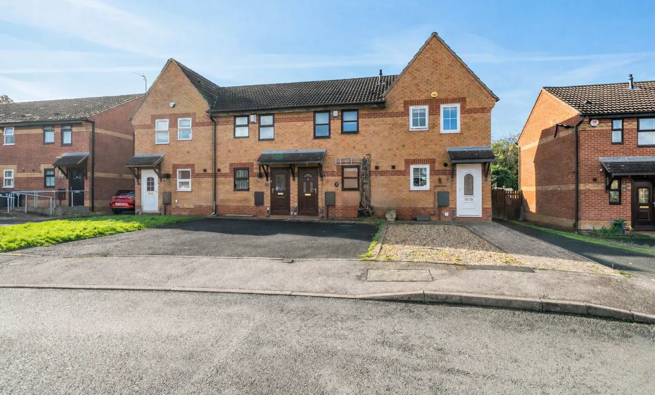2 bed house for sale, Knowle Close, Rednal, B45