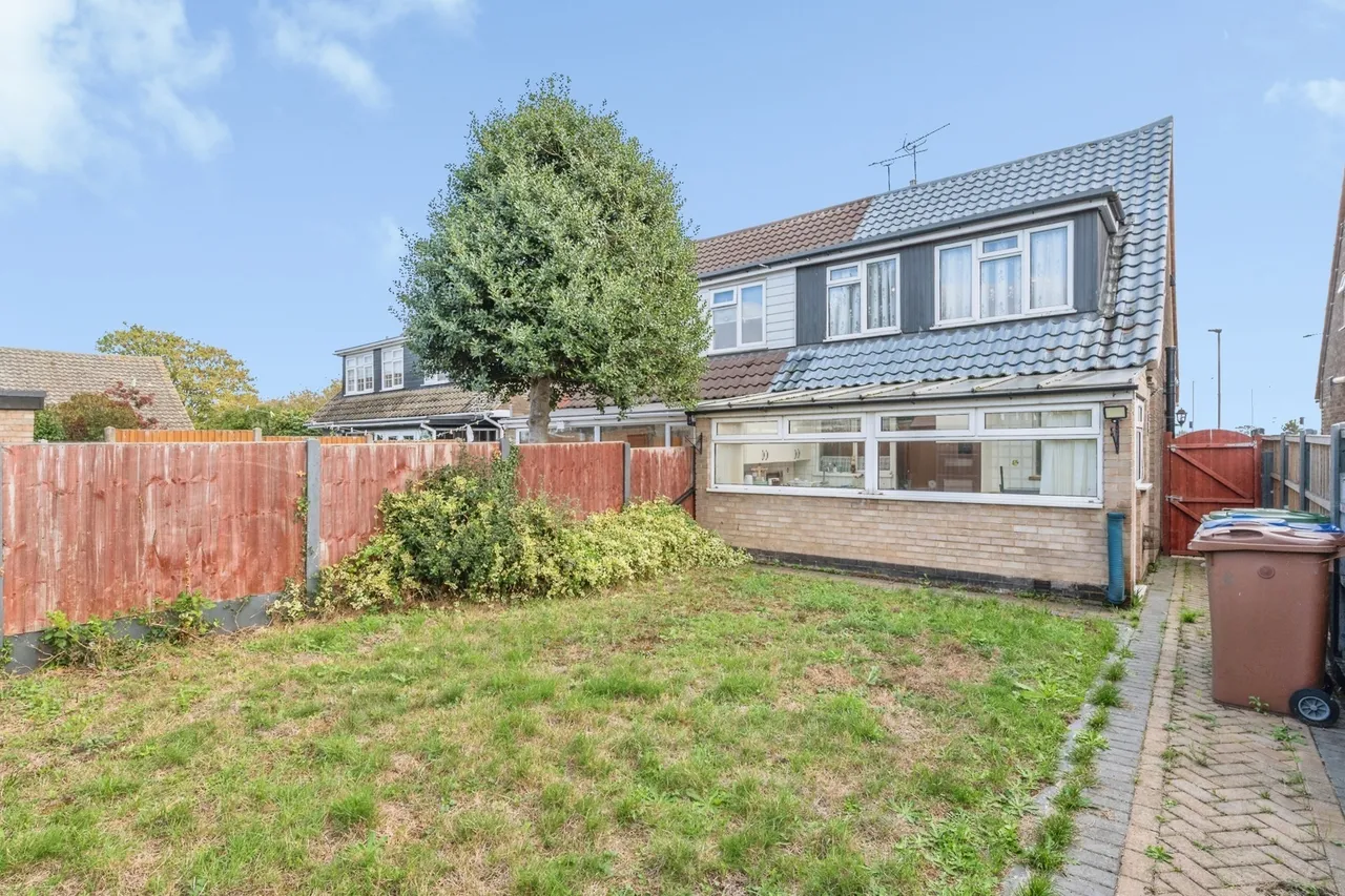 Corringham Road, Stanford-le-Hope, SS17, photo 6
