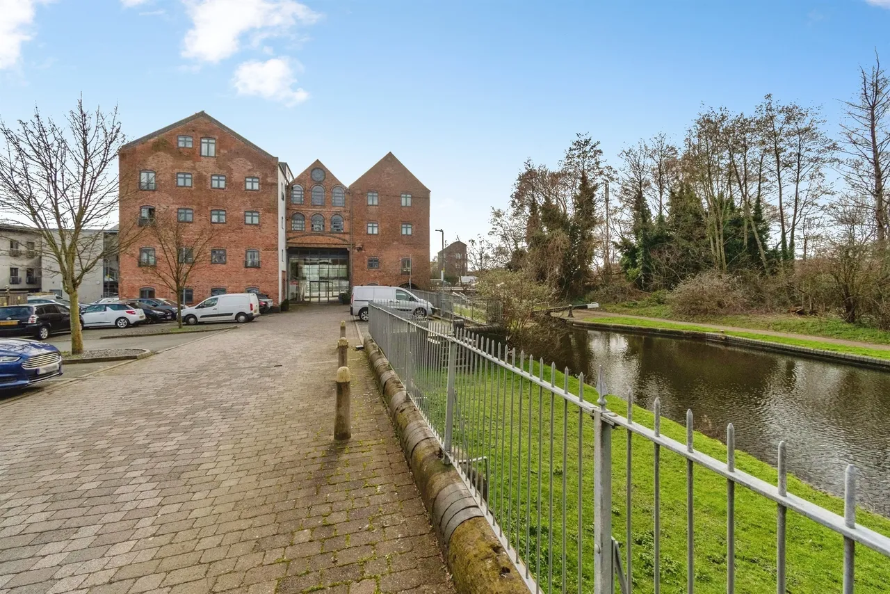 Wolverhampton Street, Walsall, WS2, photo 10