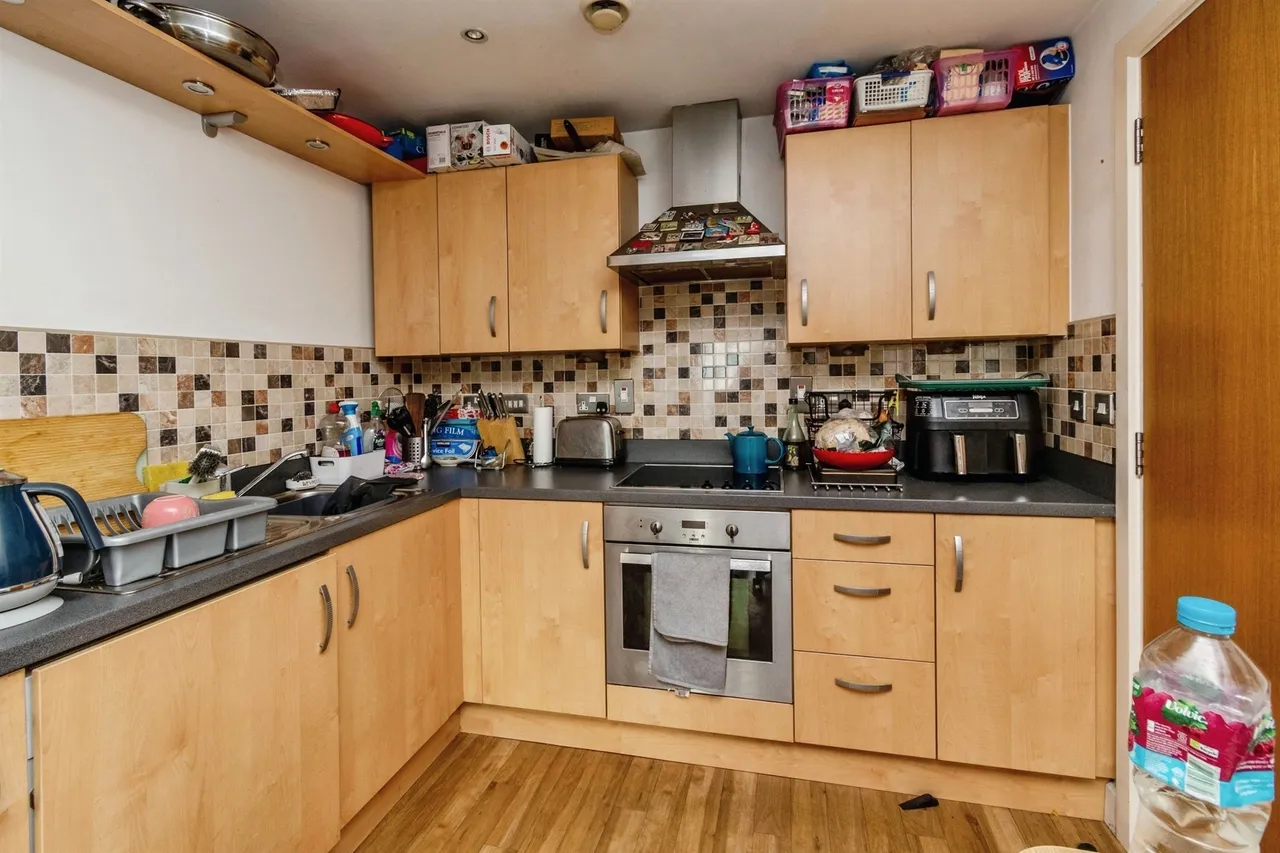 Wolverhampton Street, Walsall, WS2, photo 3