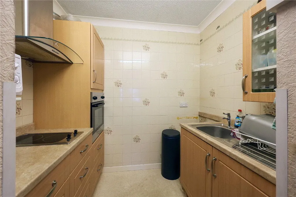 Litchdon Street, Barnstaple, EX32, photo 4