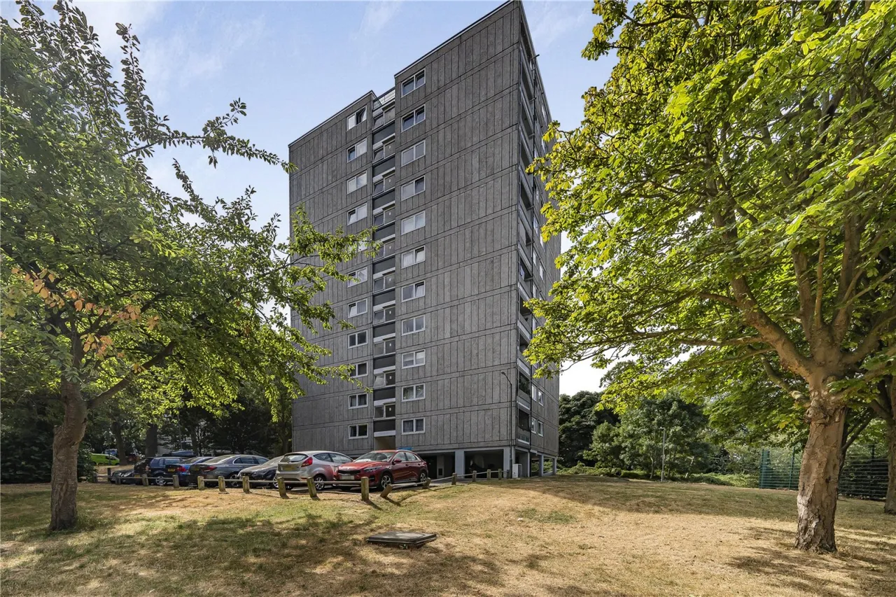 1 bed flat for sale, Tangley Grove, London