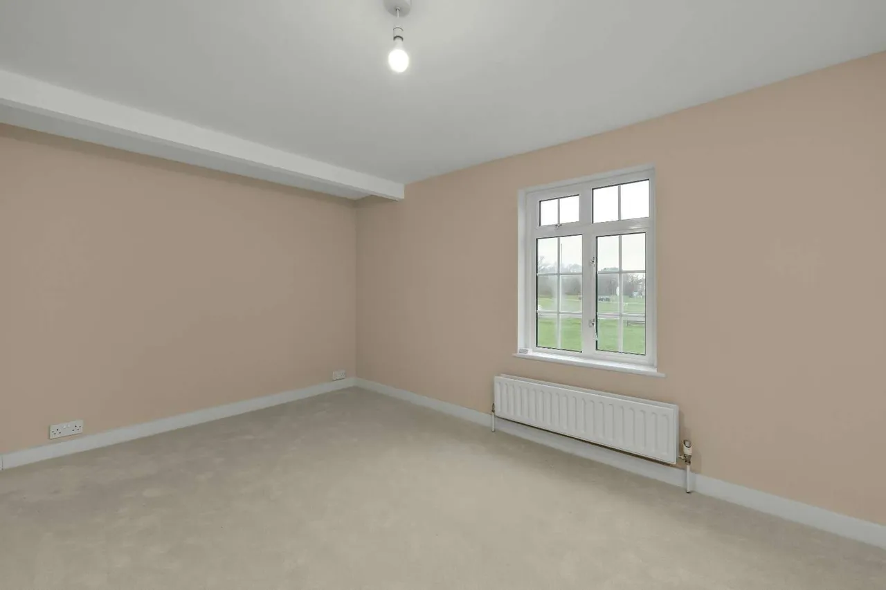 Weston Green, Thames Ditton, Surrey, KT7 0JX, photo 10