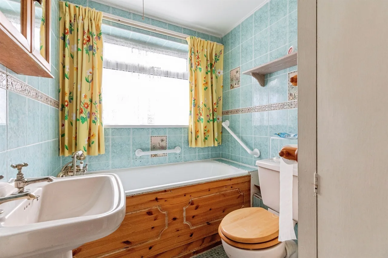 Fairoaks Drive, Raunds, Wellingborough, photo 6