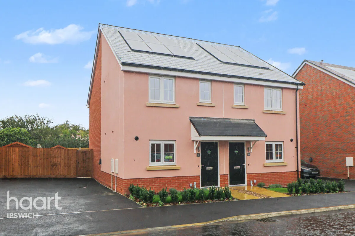 2 bed house for sale, Sycamore Drive, Trimley St Martin, IP11