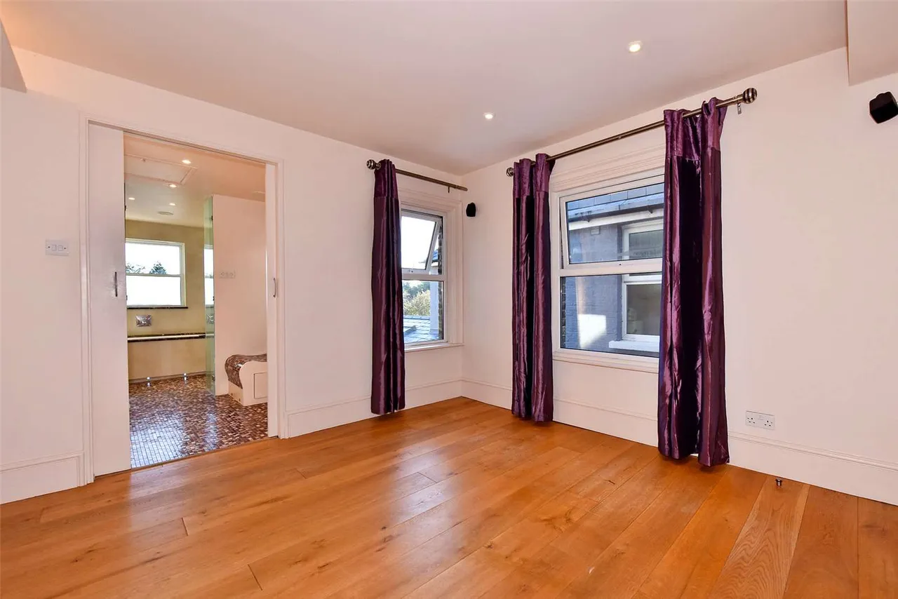 Albany Road, Old Windsor, SL4, photo 9