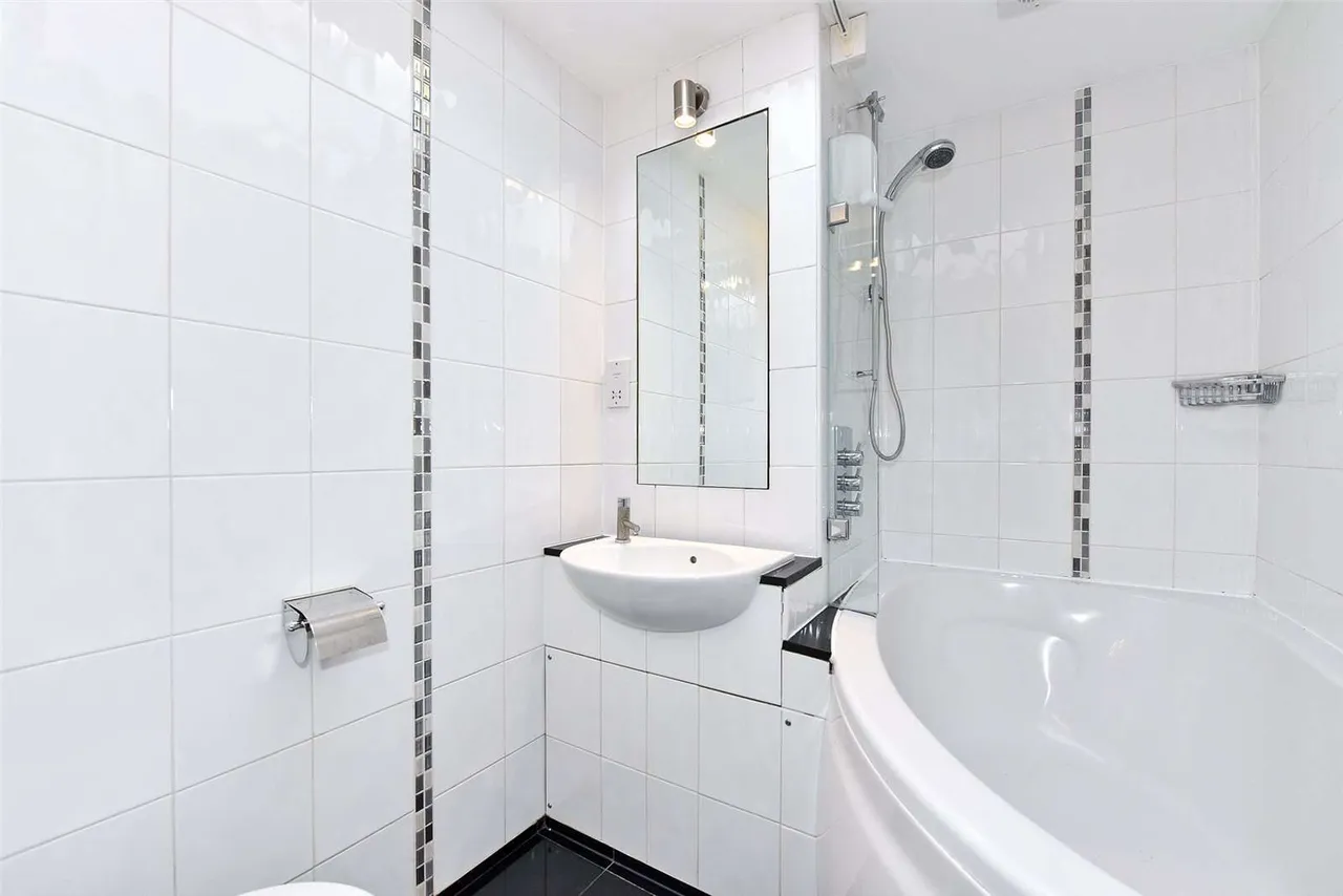 Albany Road, Old Windsor, SL4, photo 14