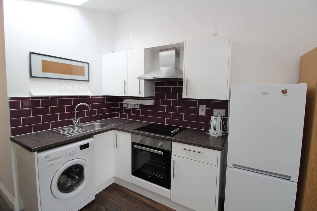 flat to rent — Bridges Lane, Beddington, CROYDON