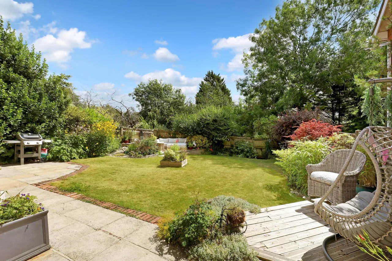 Sunnycroft, Downley, HP13, photo 2