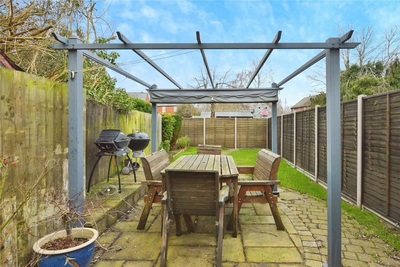 Patricks Lane, Deanshanger, Milton Keynes, Northamptonshire, MK19, photo 12