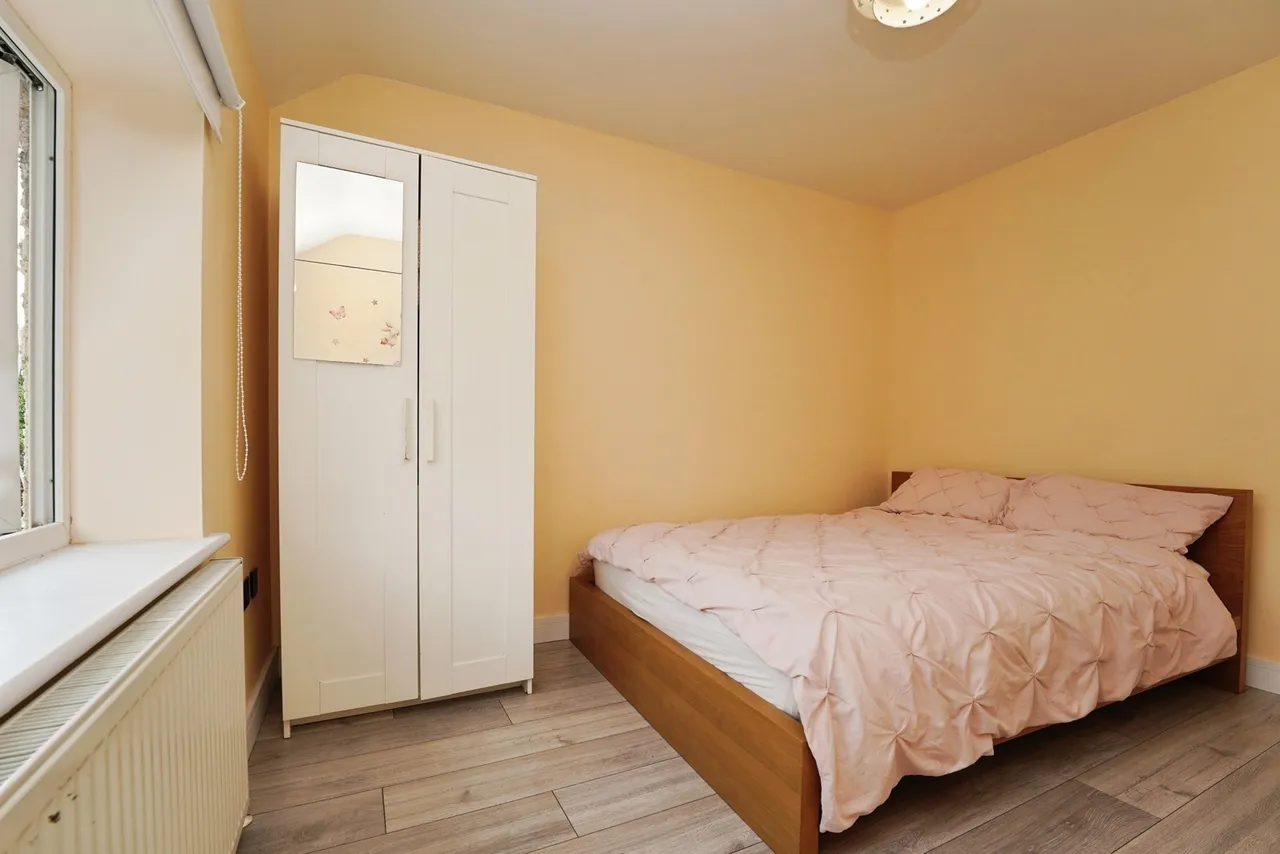 Whaddon Avenue, Cheltenham, GL52, photo 6