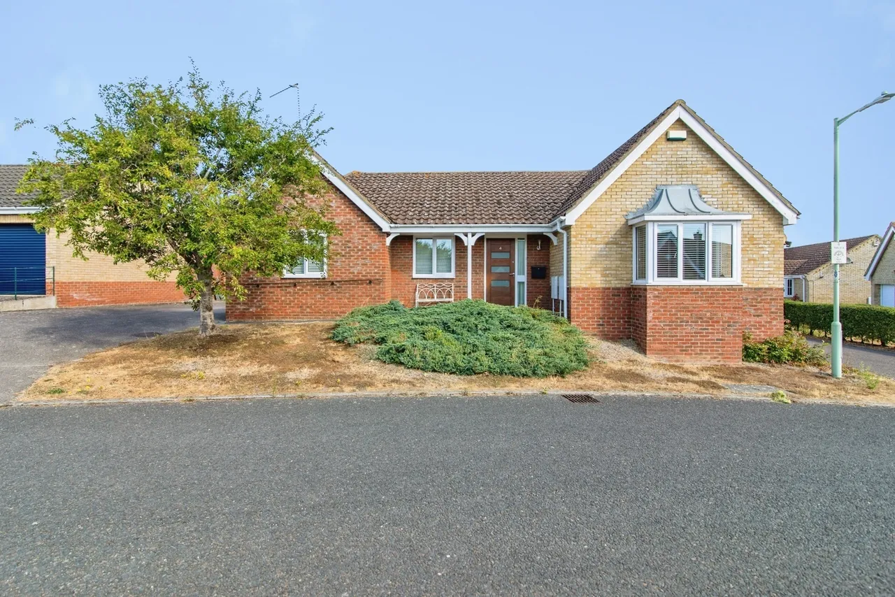 3 bed house for sale — Will Rede Close, Beccles, Suffolk, NR34