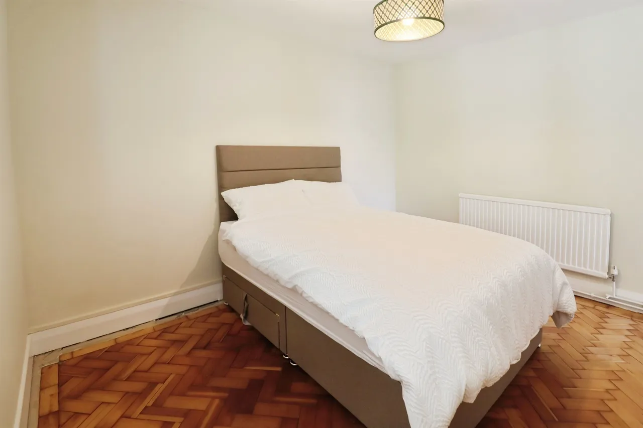 Western Avenue, Court CARDIFF, CF5, photo 10