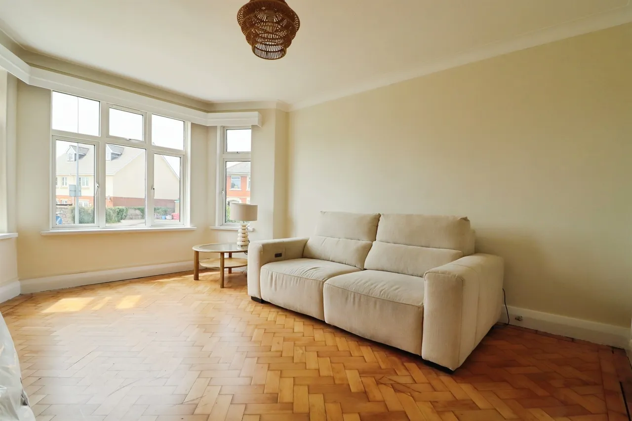 Western Avenue, Court CARDIFF, CF5, photo 4