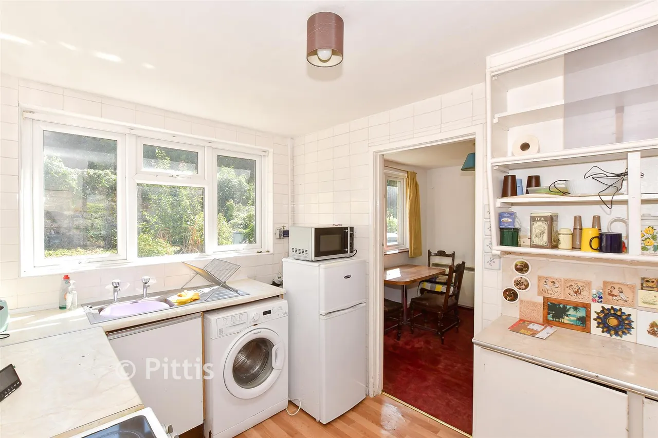 Spindlers Road, Ventnor, PO38, photo 8