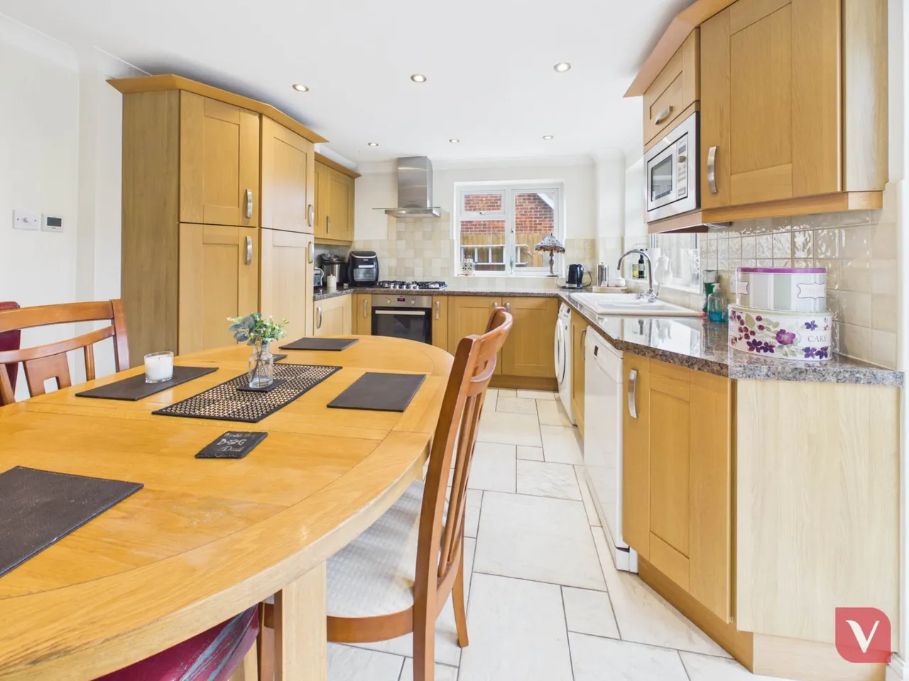 Barking Close, Luton, LU4 9HG, photo 6