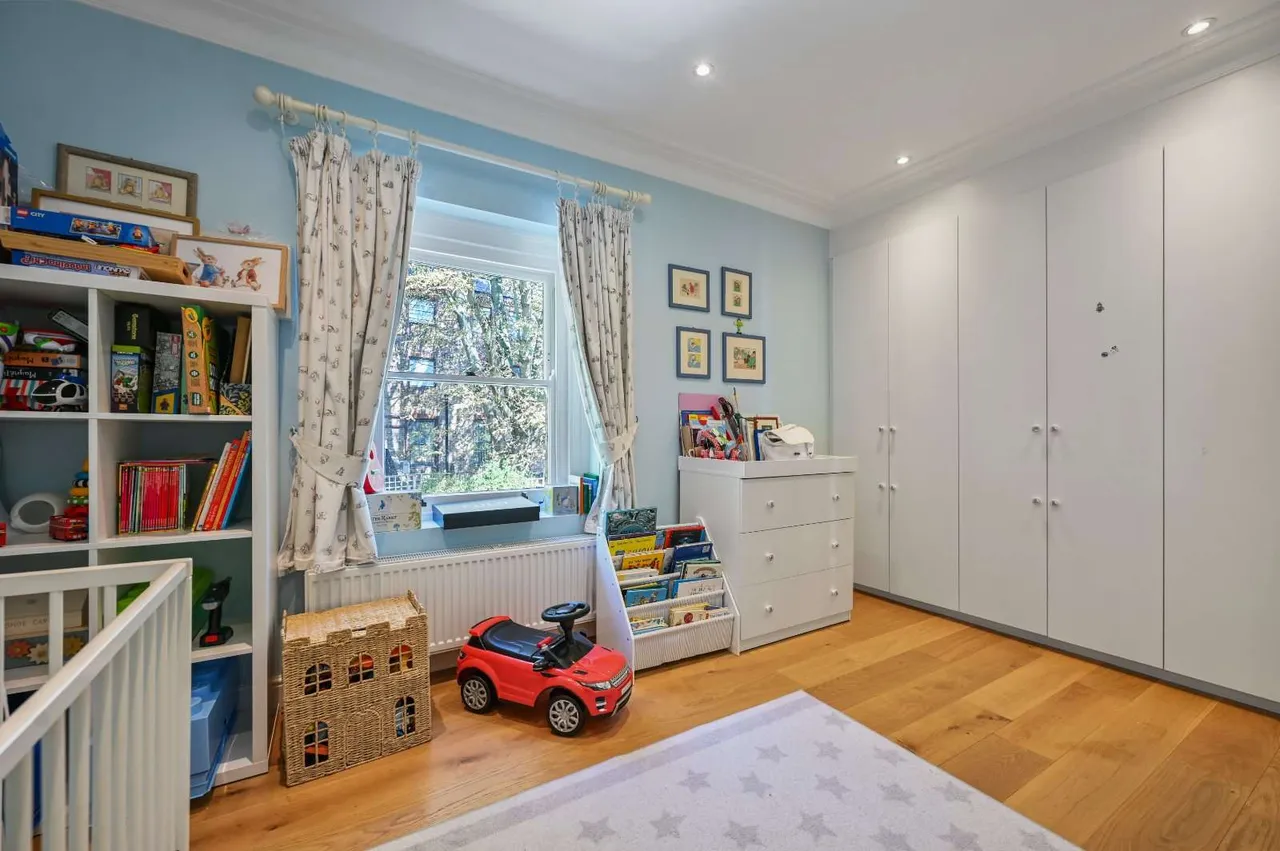 Southcombe Street, London, W14 0RA, photo 8