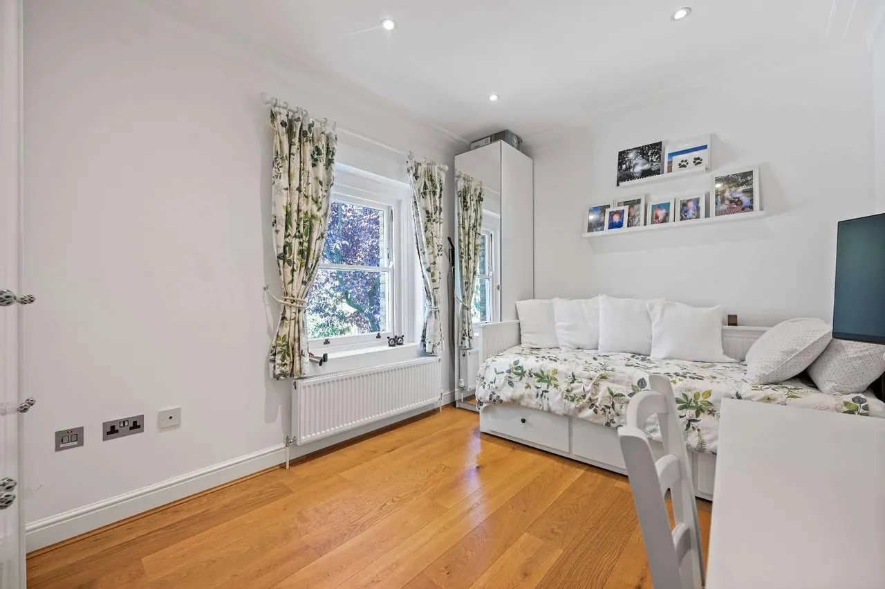 Southcombe Street, London, W14 0RA, photo 7
