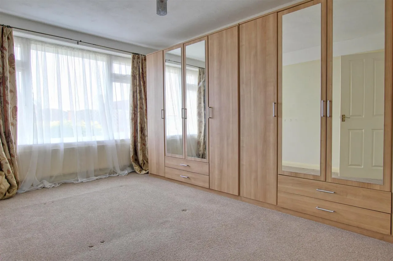 Percy Close, Leconfield, photo 5