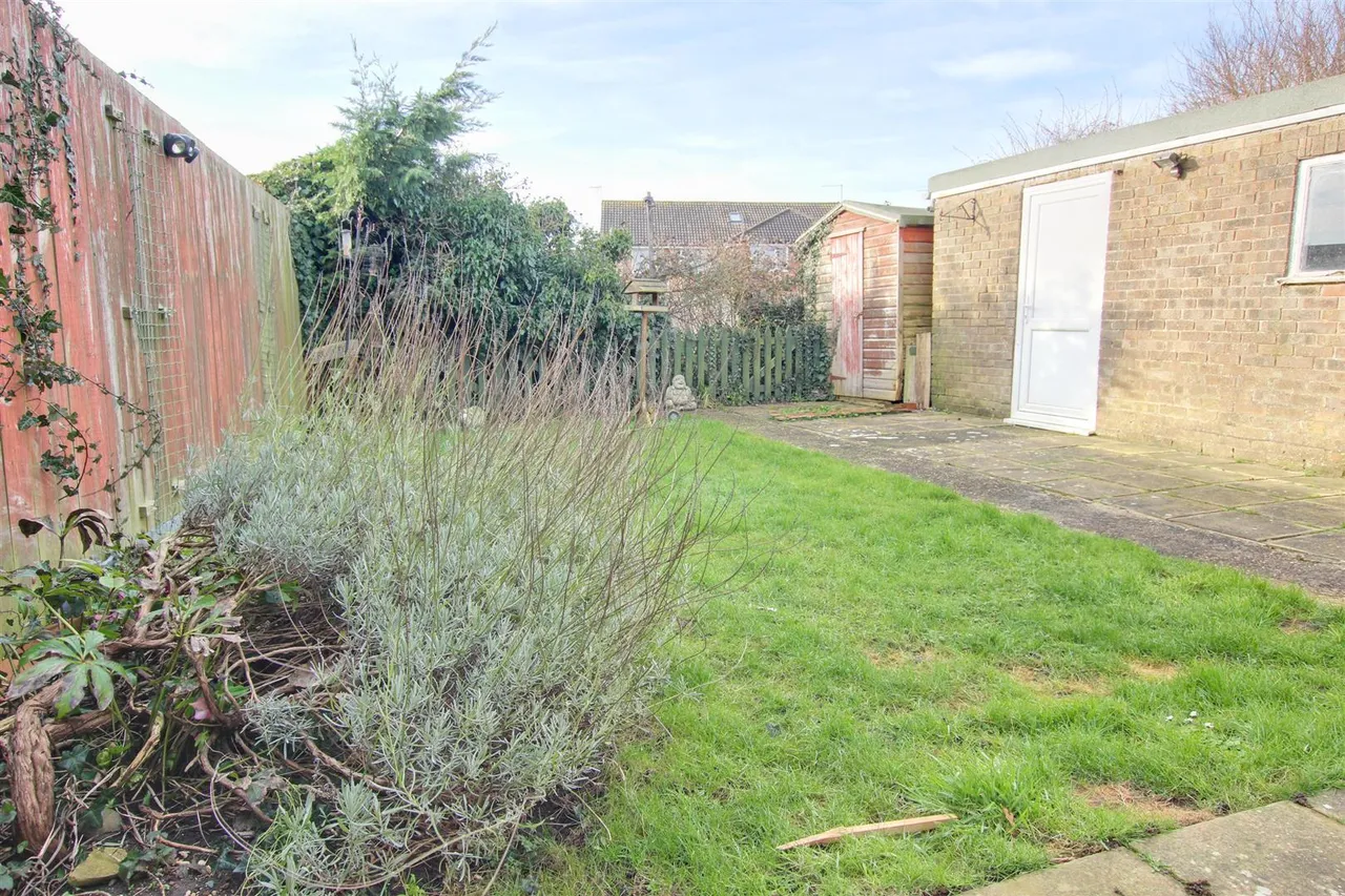 Percy Close, Leconfield, photo 2
