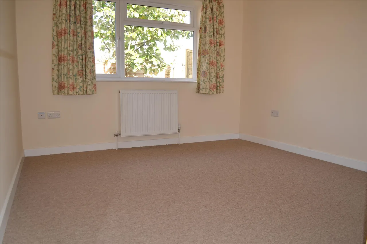 Station Road, Gloucestershire, Bishops Cleeve, GL52 8HH, photo 10