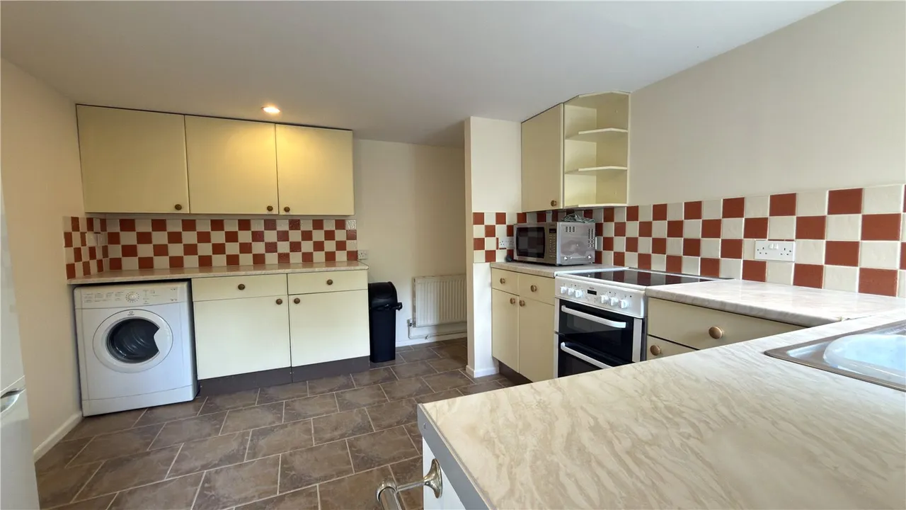 Russell Street, Wilton, Salisbury, Wiltshire, SP2 0BG, photo 3
