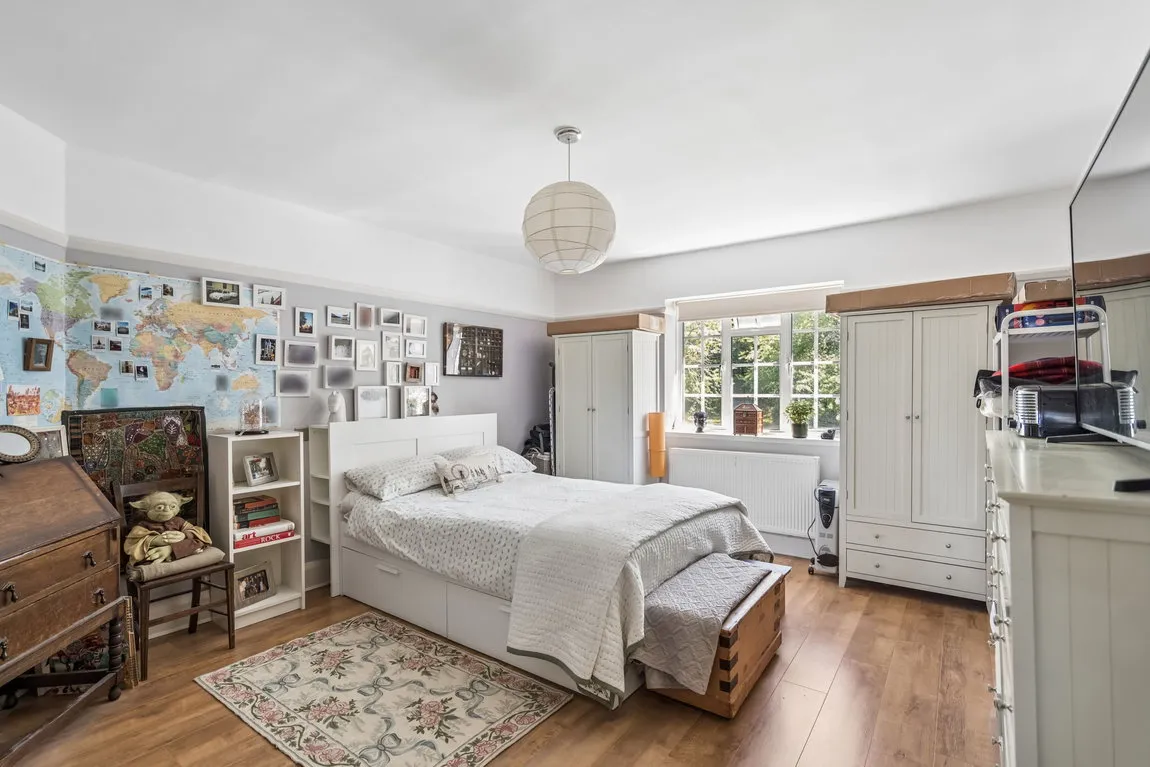 Cuckoo Hill Road, Pinner, HA5, photo 11