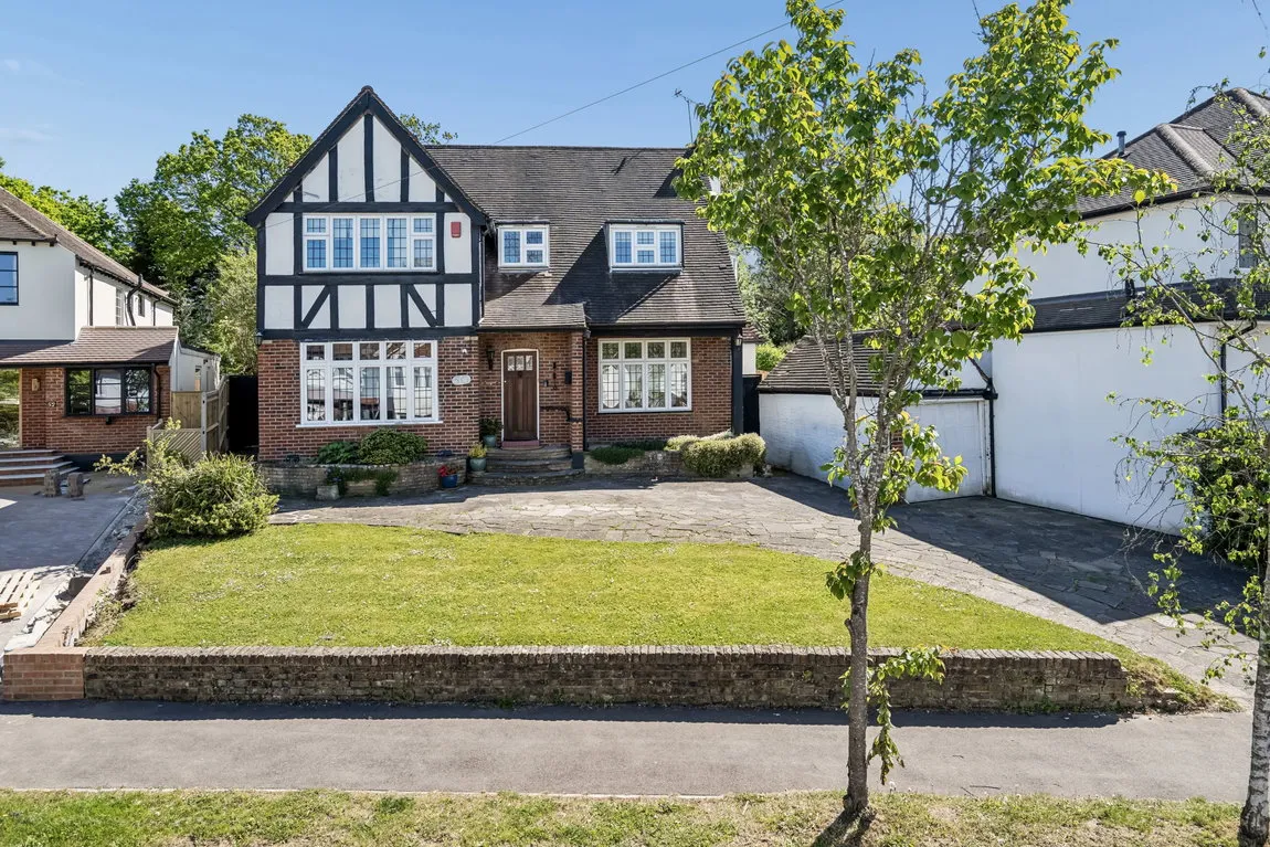 6 bed house for sale, Cuckoo Hill Road, Pinner, HA5