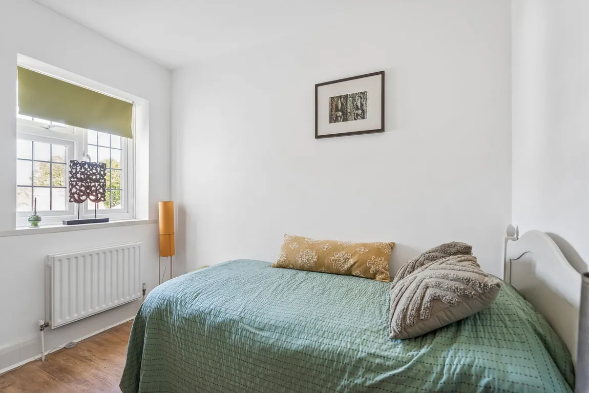 Cuckoo Hill Road, Pinner, HA5, photo 16