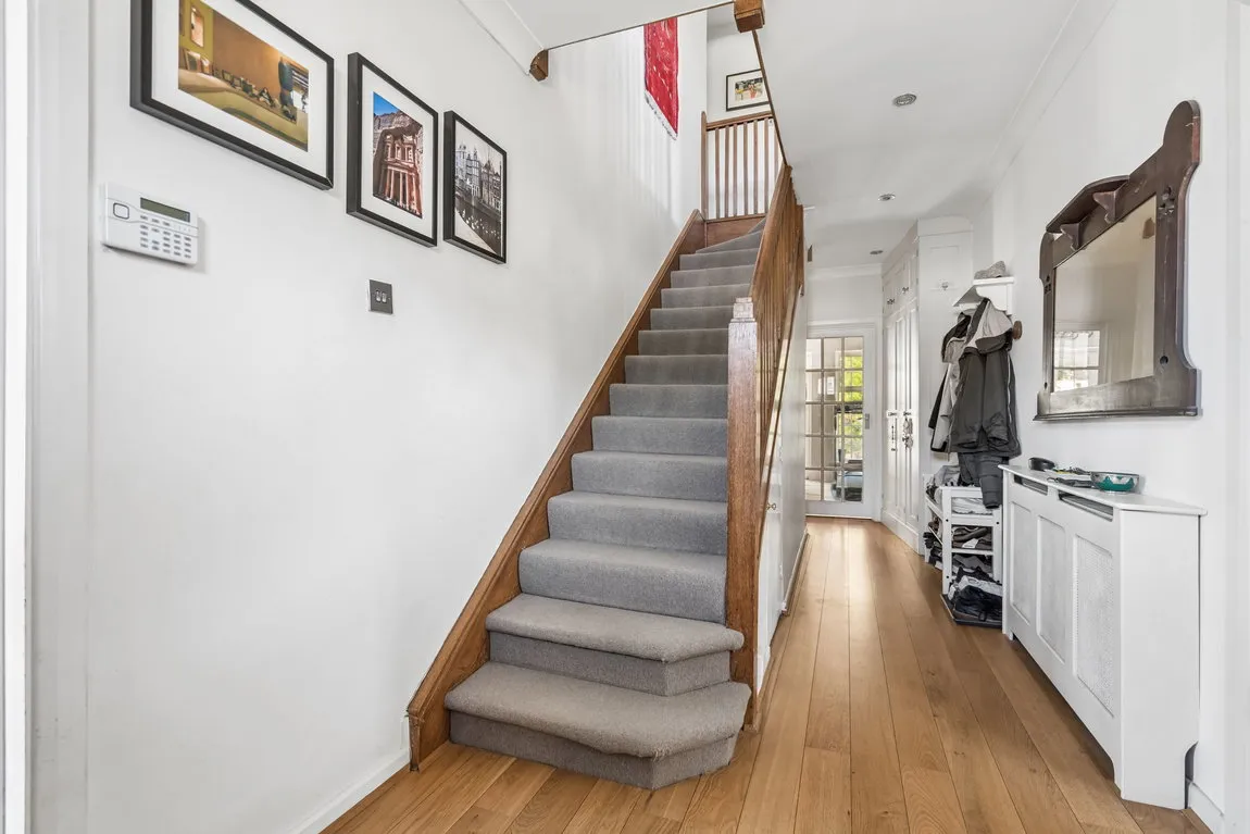 Cuckoo Hill Road, Pinner, HA5, photo 8