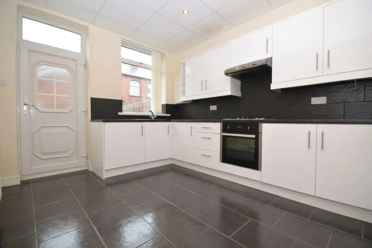Cross Flatts Place, Leeds, LS11, photo 2