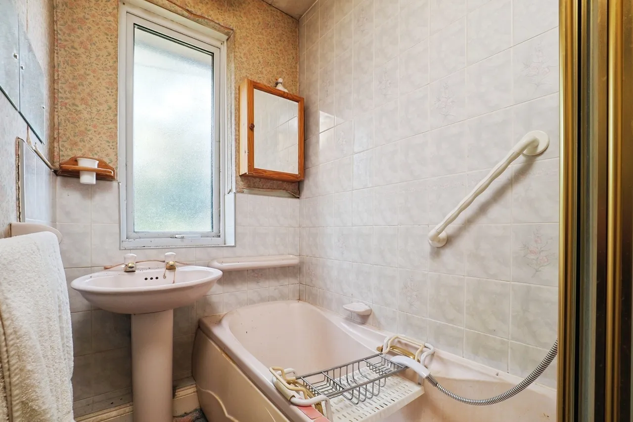 Trowell Avenue, Wollaton, NG8, photo 12