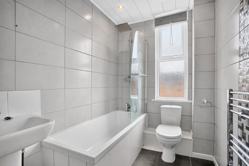 Newcastle Upon Tyne NE5 5JQ, NE5, photo 9