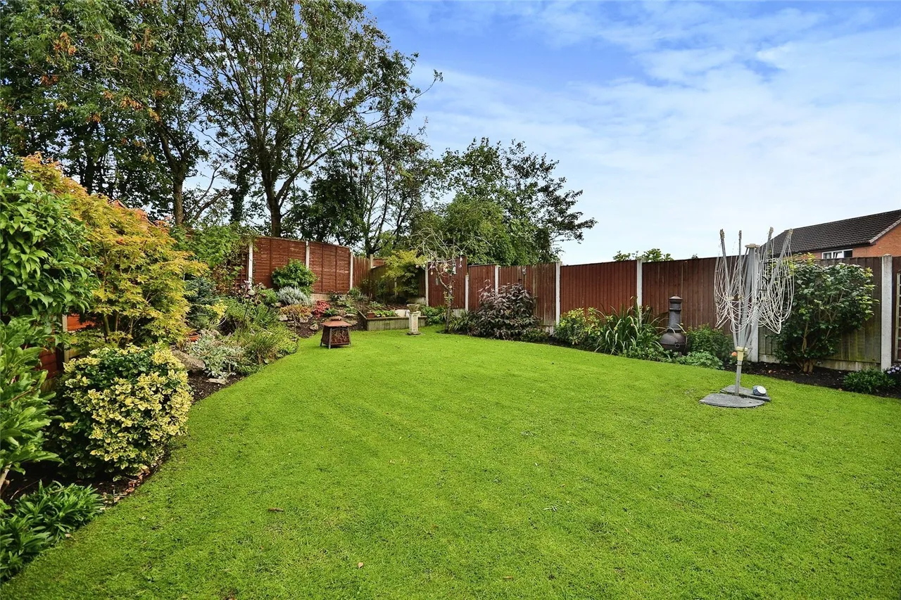 Calderbrook Drive, Cheadle Hulme, Cheadle, Greater Manchester, SK8, photo 11