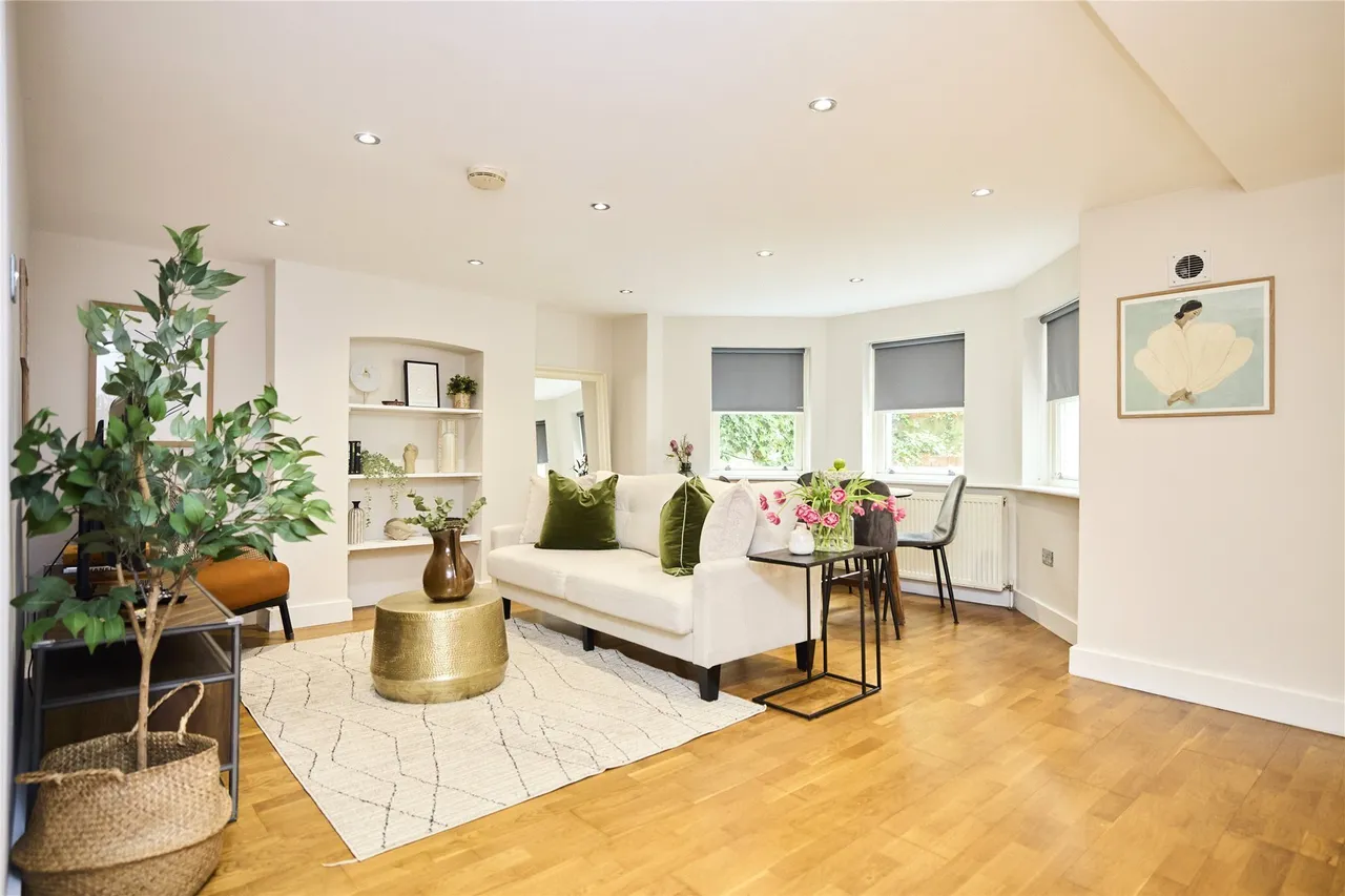 Mildenhall Road, Clapton, London, E5, photo 3