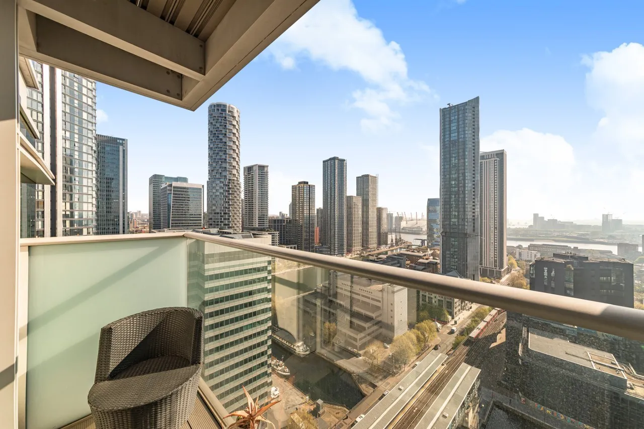 Pan Peninsula Square, London, E14, photo 14