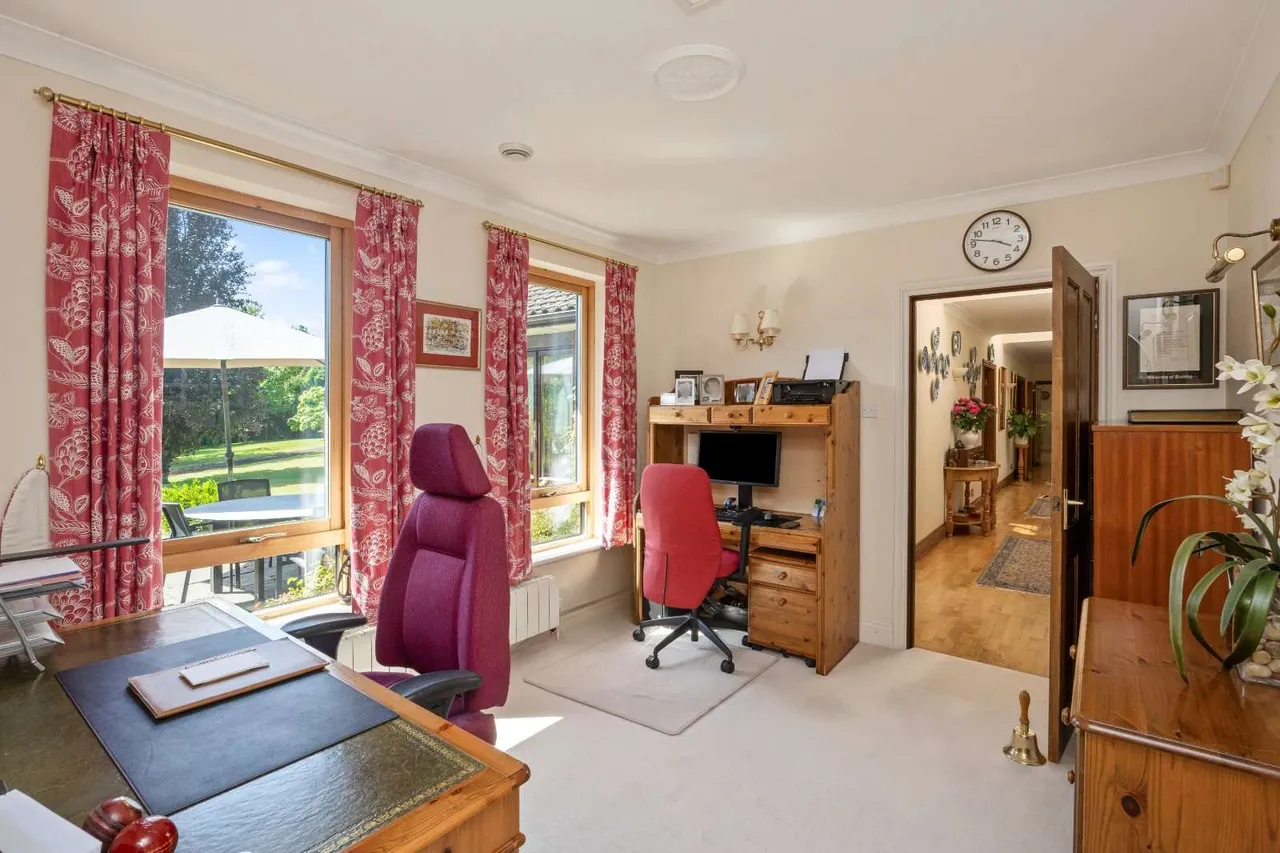 Chelwood Vachery, Millbrook Hill, Nutley, TN22 3HR, photo 12