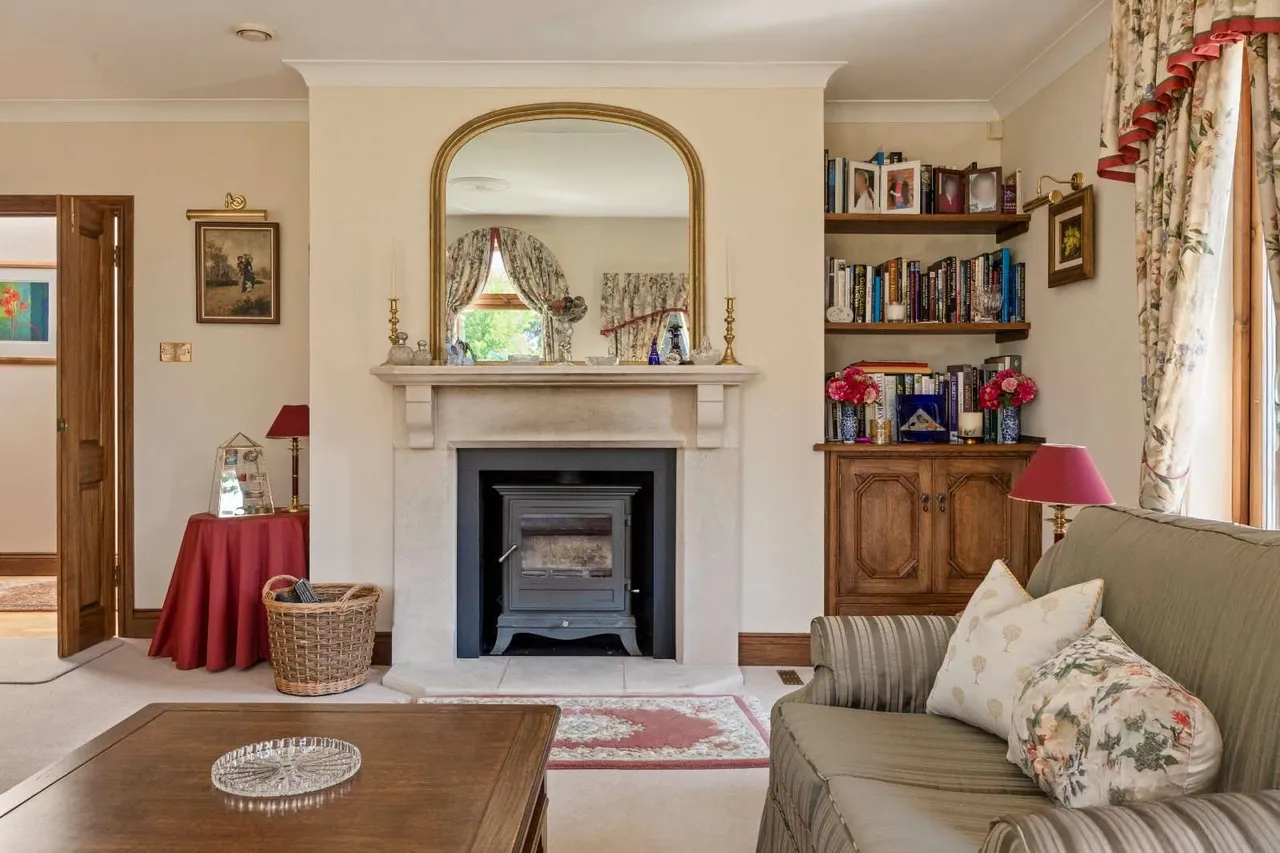 Chelwood Vachery, Millbrook Hill, Nutley, TN22 3HR, photo 9