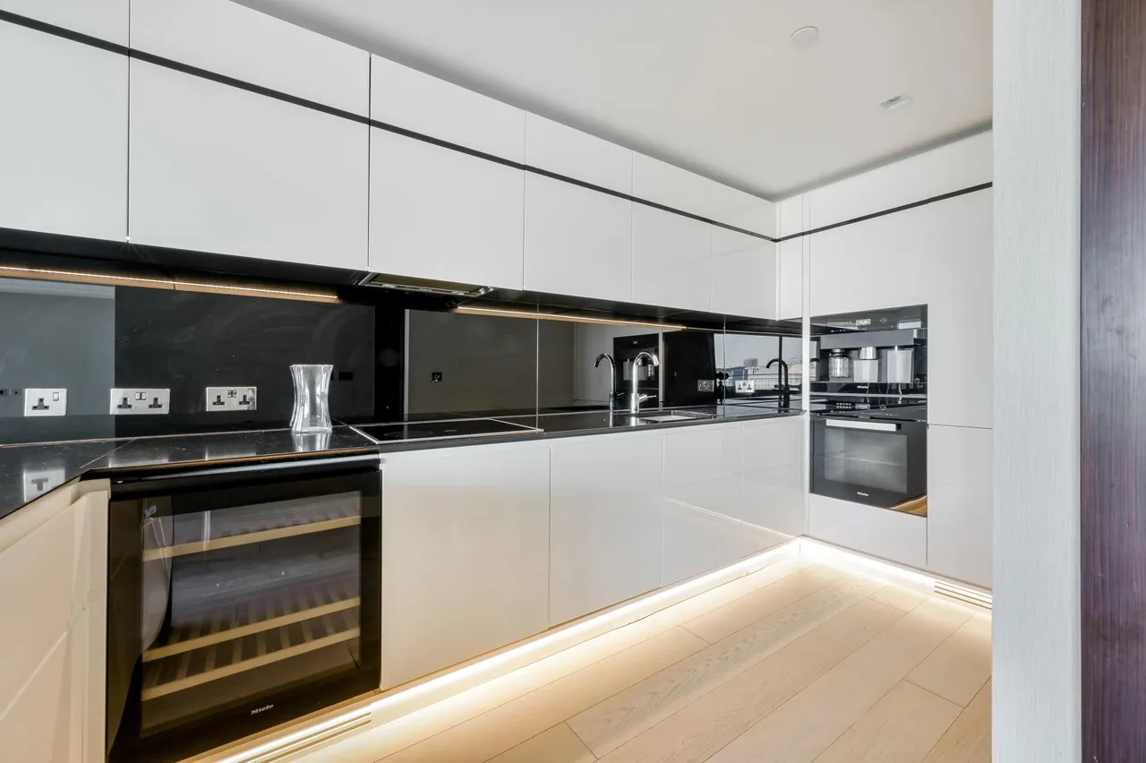 Albert Embankment, SE1, photo 20