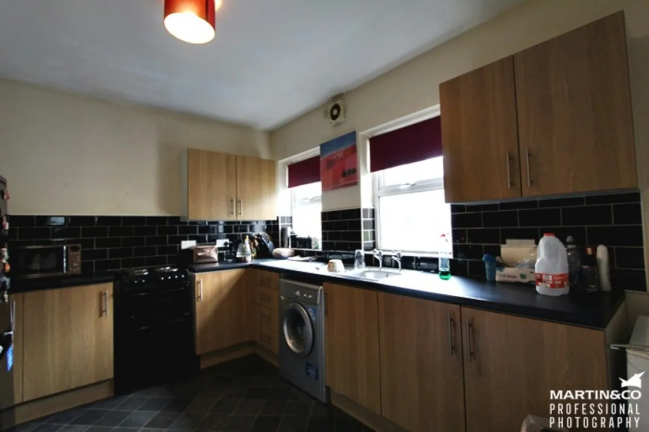 Bridge Street, Troedyrhiw, CF48, photo 17