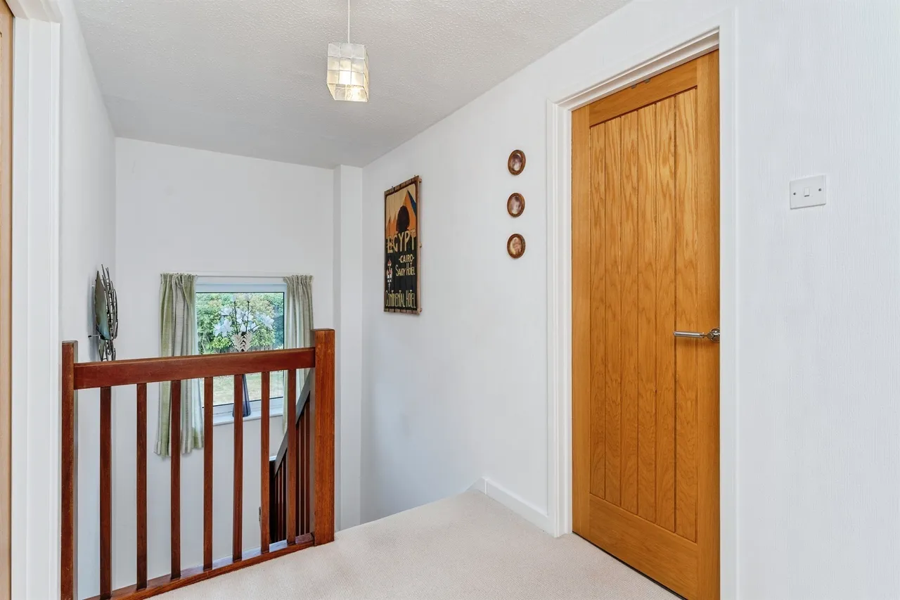 St. Peters Way, Mickle Trafford, CH2, photo 25