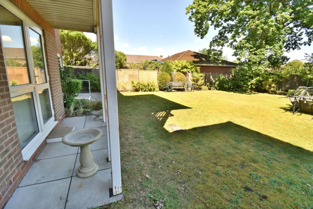 St Marys Mews, BH22, photo 11